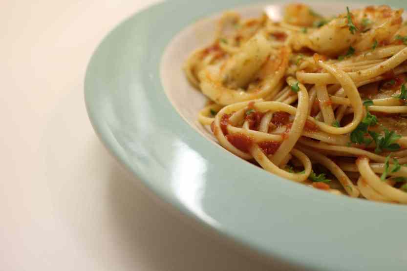 2013 0216 IMG_0373 Shrimp and scallops on pasta