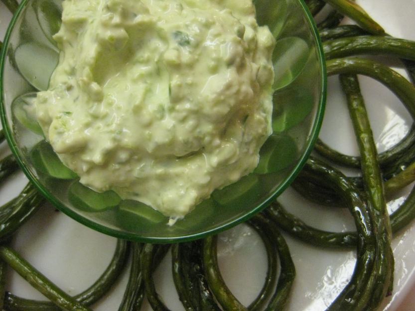 2013 0629 IMG_9375 Sour Cream Garlic Scape Dip