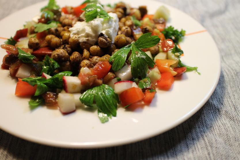 2013 0928 IMG_3084 Chopped salad with spiced chickpeas