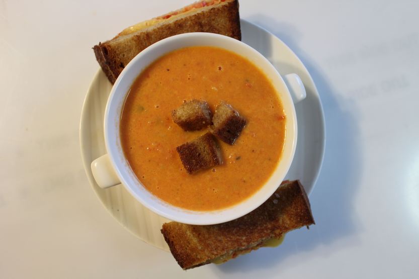 2013 1129 IMG_3503 Tomato soup and sandwich