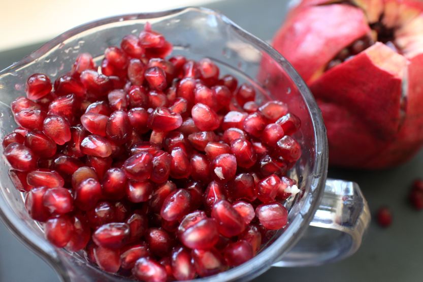 2014 0119 IMG_3658 Pomegranate seeds