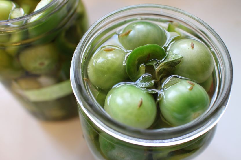 2014 1109 Pickled green cherry tomatoes