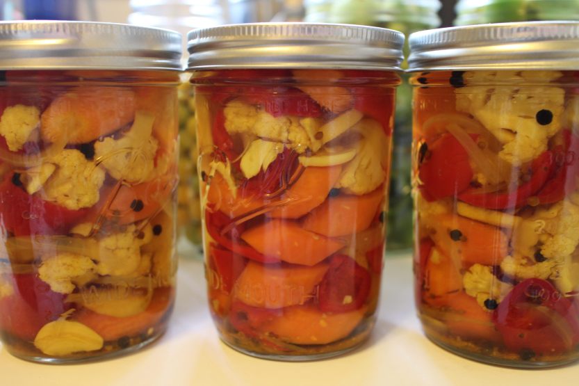 2014 1109 Canned pickled cauliflower, carrots and red peppers