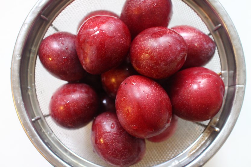 2015 0923 Redheart plums