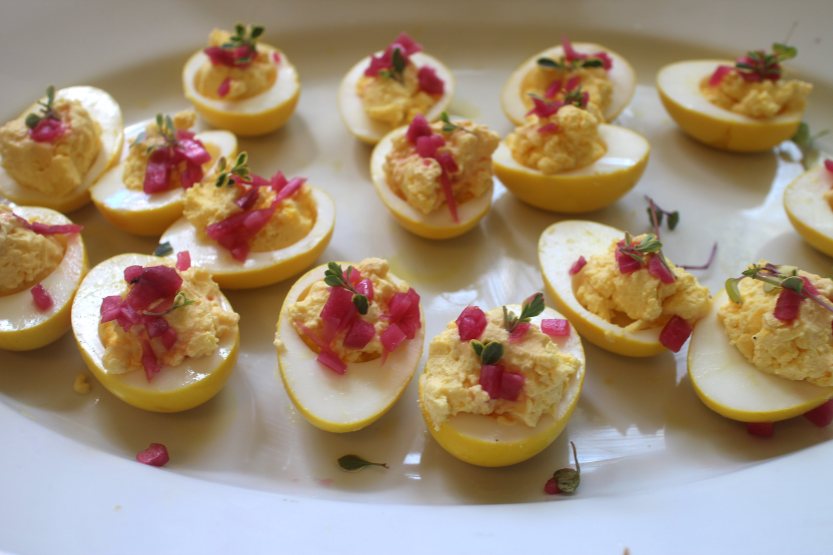 2017 0416 Turmeric Pickled Eggs 2